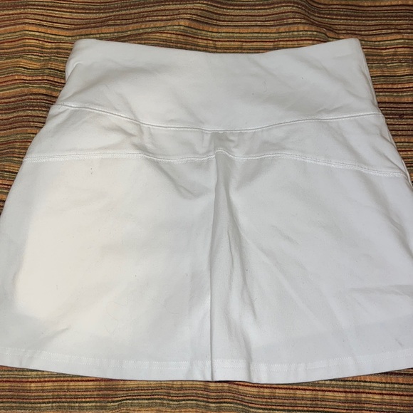 GILLY HICKS HOLLISTER ATHLETIC SKORT - Picture 2 of 5